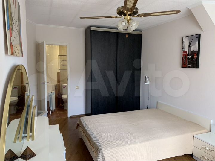 Коттедж 28 м² на участке 3 сот.