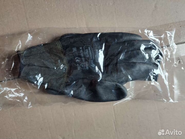 Перчатки нитриловые