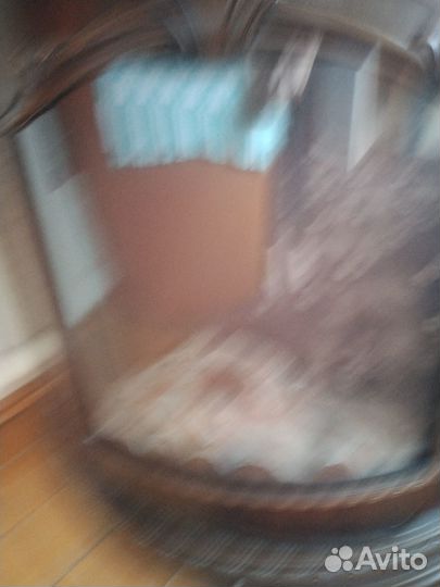 Продам настенное зеркало