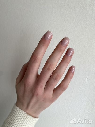 Маникюр с покрытием гель-лаком