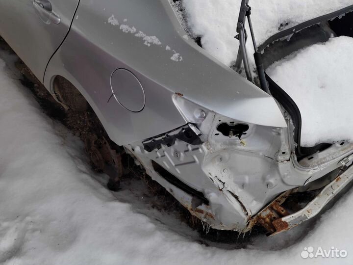 Задняя четверть правая Mazda GH