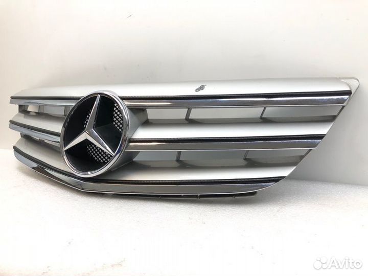 Решетка радиатора Mercedes-Benz B-Class W245 2005