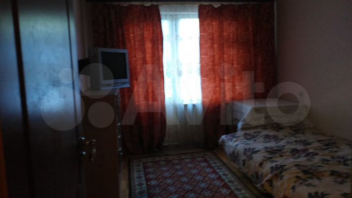 Комната 15 м² в 3-к., 2/9 эт.