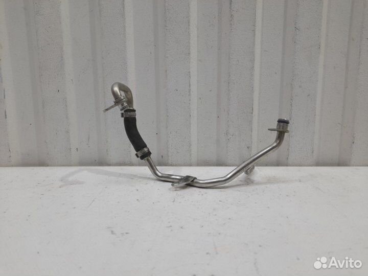 Трубка турбокомпрессора (турбины) Mercedes E-Class