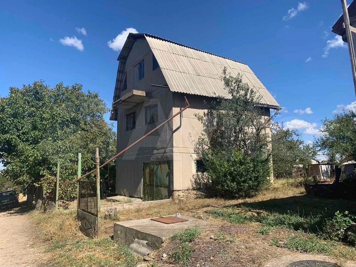 Дом 83,5 м² на участке 5 сот.