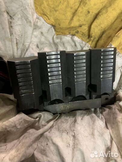 Кулачки 4-х кулачкового патрона 400