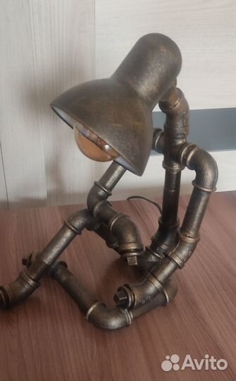 Светильник в стиле Лофт из чугунных фитингов