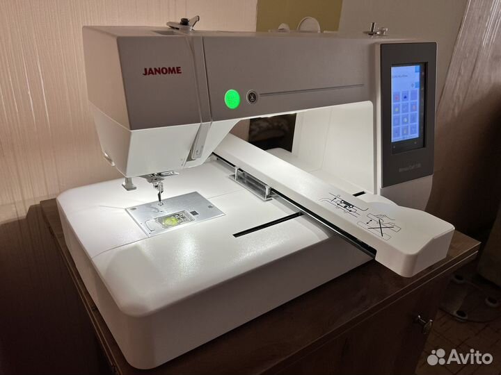 Вышивальная машина Janome memory craft550E