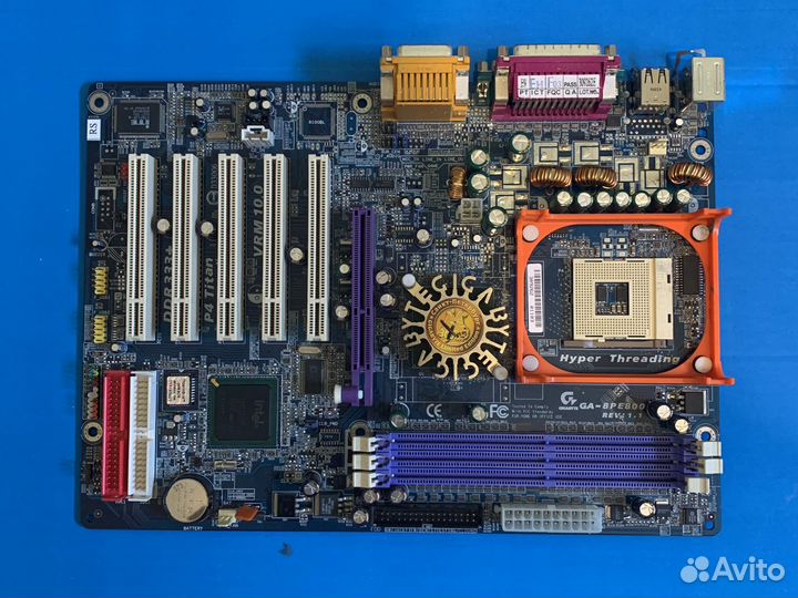 Материнская плата gigabyte