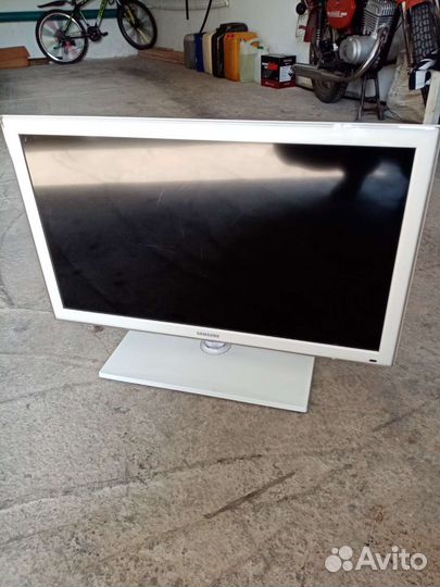 Телевизор samsung