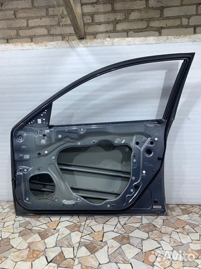 Дверь передняя правая Mazda 6 седан 2.0 LF 2009