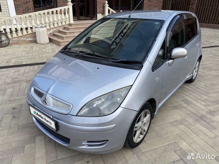 Mitsubishi Colt 1.5 CVT, 2002, 226 700 км