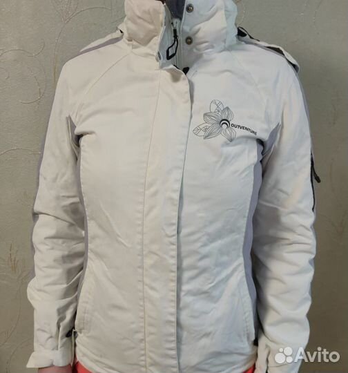 Куртки и польта