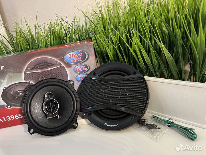 Активные колонки 13 см