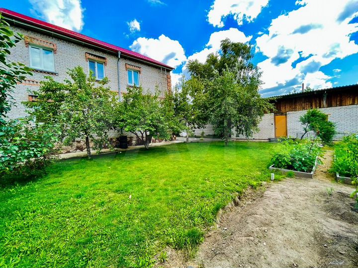 Коттедж 348 м² на участке 11,3 сот.