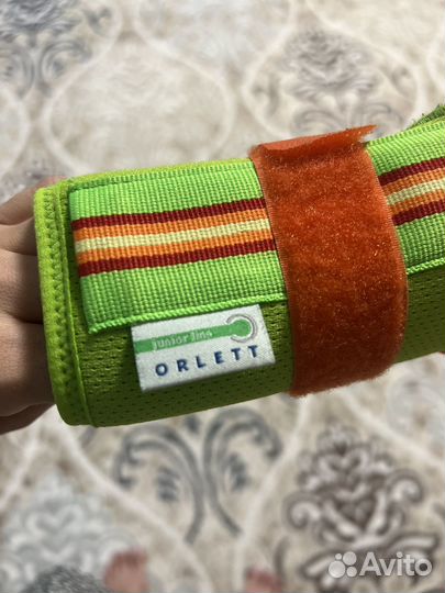 Фиксатор Ортез на лучезапястный сустав левый