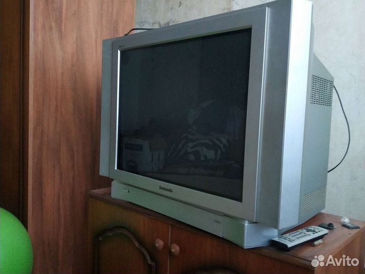 Телевизор panasonic