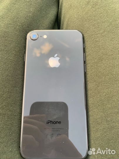 iPhone 8 (64 gb)