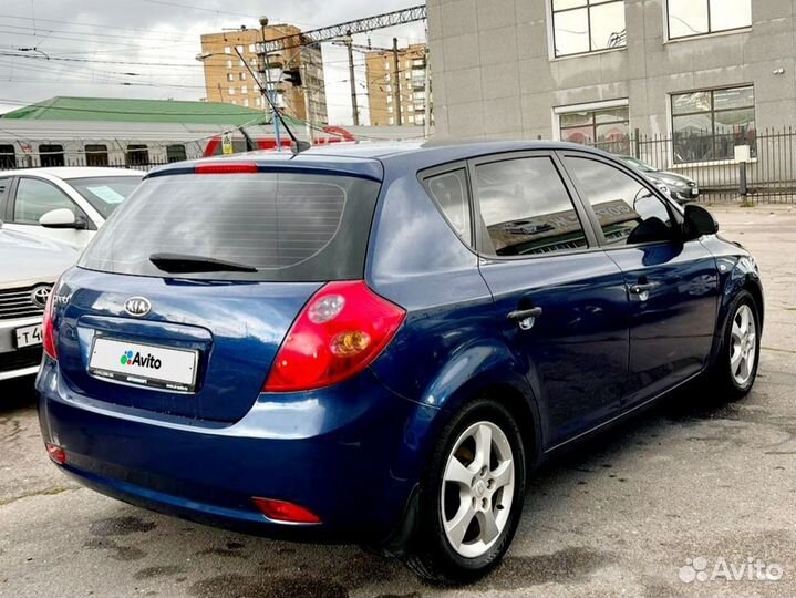 Kia Ceed, 2010