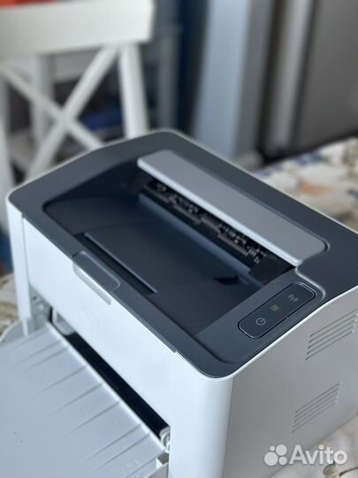 Лазерный ч/б принтер HP lazer 107 wr