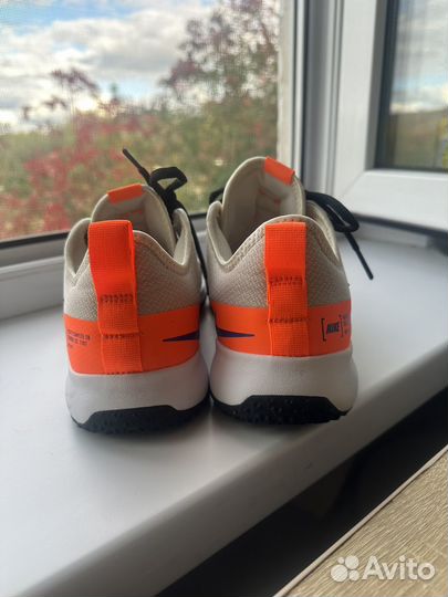 Кроссовки мужские nike