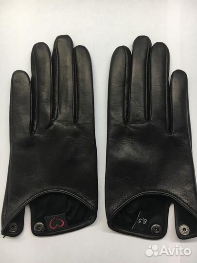 Чёрные кожаные перчатки 
