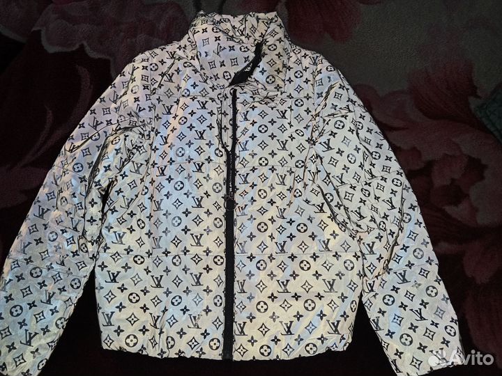 Куртка женская весенняя
