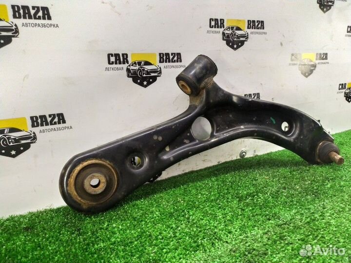 Рычаг подвески передний левый. Suzuki Splash