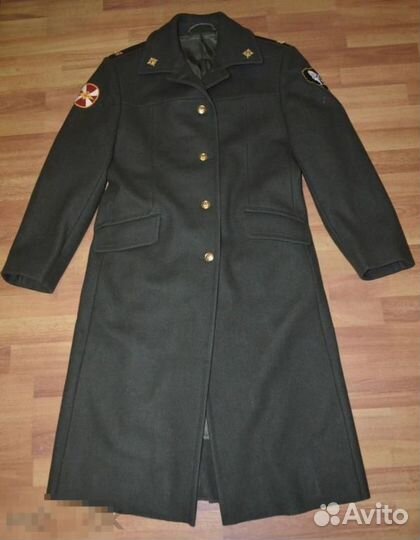 Шинель Российской Армии с нашивками и погонами вв
