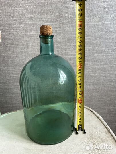 Бутыль стеклянная старинная