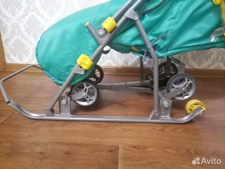 Детские санки на колесах