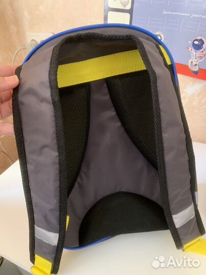 Школьный рюкзак