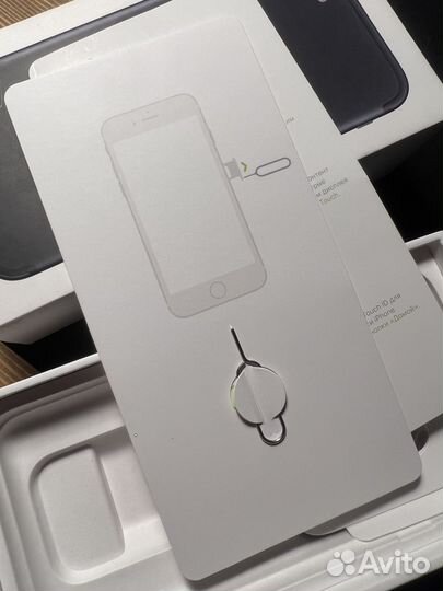 Коробка от iPhone 7 128gb черный