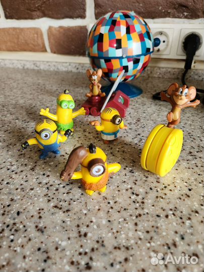 Миньоны из макдональдса Том и Джери