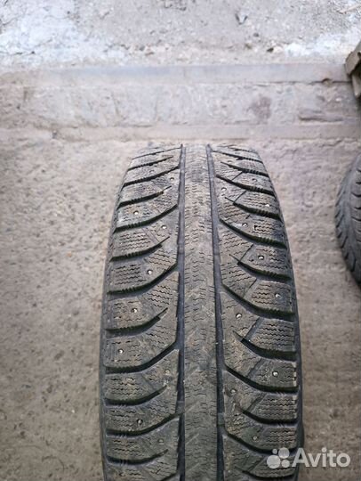 Bridgestone Ice Cruiser 7000 205/65 R15