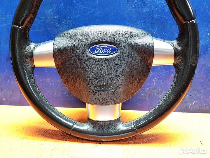 Руль кожаный сборе Ford Focus 2 2004-2011 1500633