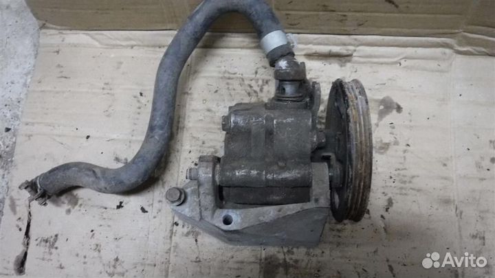 Насос гидроусилителя Nissan Almera (N16) 2000-2006