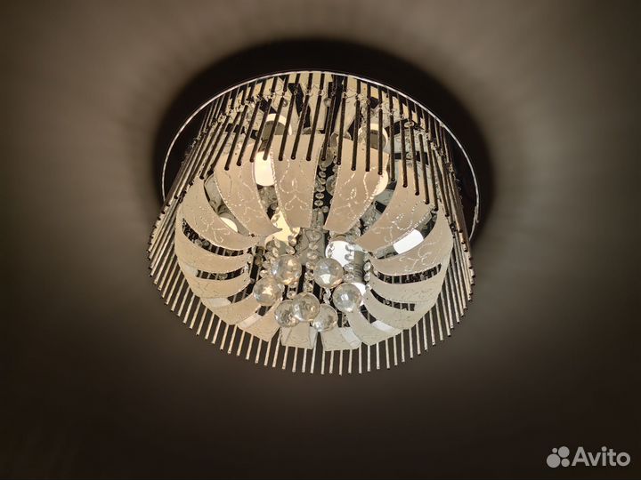 Люстра потолочная