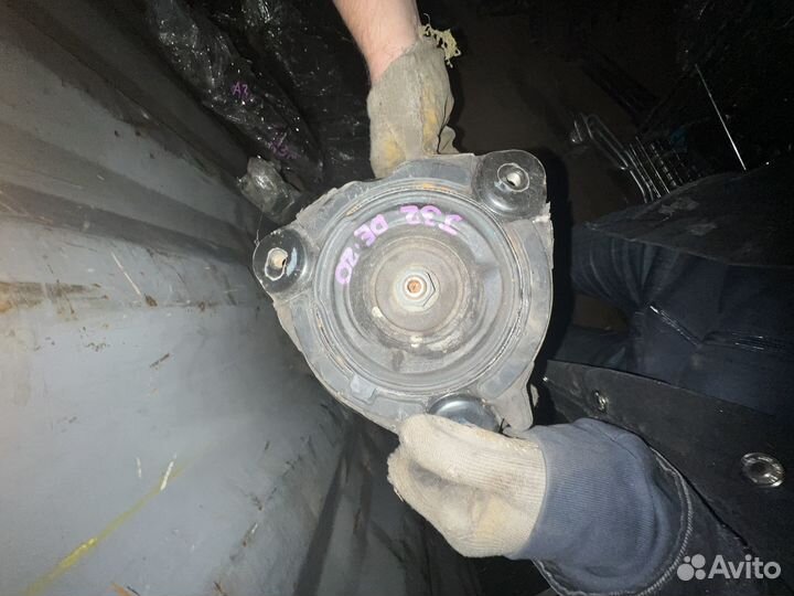 Стойка nissan teana j31