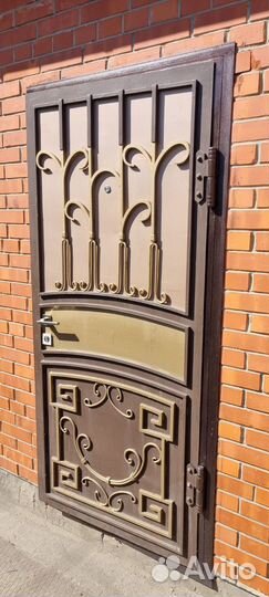 Дверь кованная