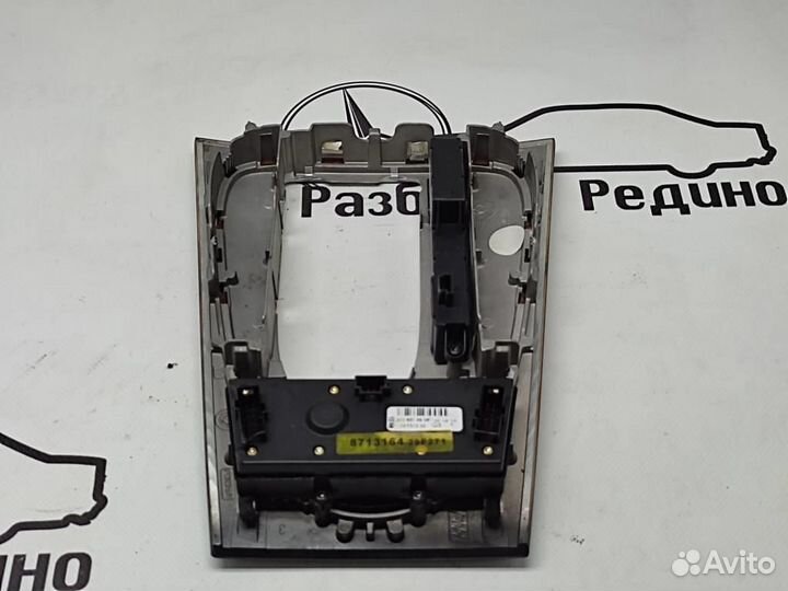 Накладка кулисы АКПП w211 E-class 646