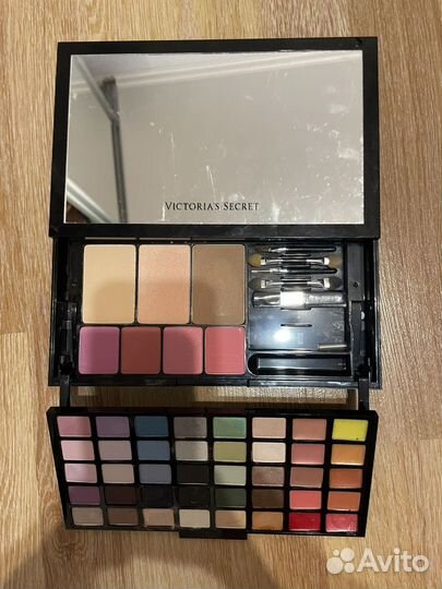 Набор косметики viktoriya sikret