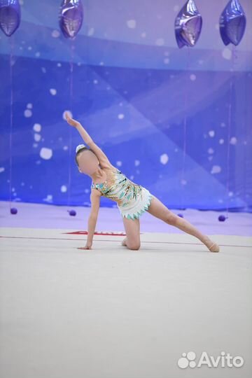 Костюм для художественной гимнастики