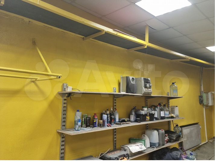 Гараж, > 30 м²