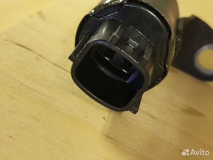 Клапан изменения фаз грм для Nissan X-Trail (T31)