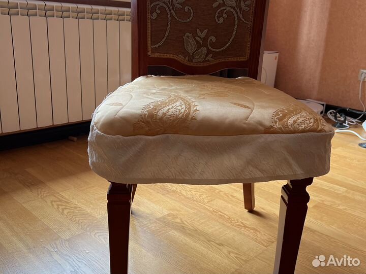Чехлы на стулья