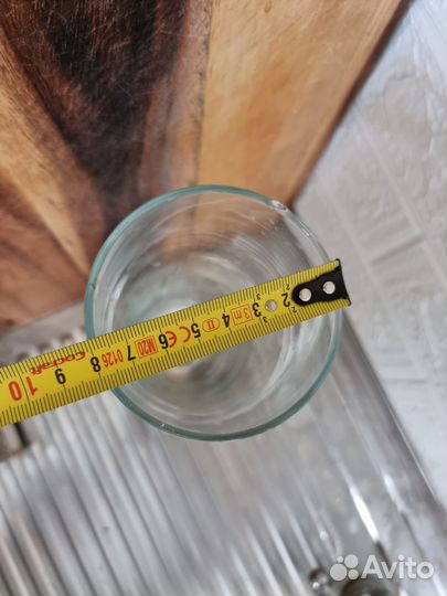 Стеклянная ваза средняя