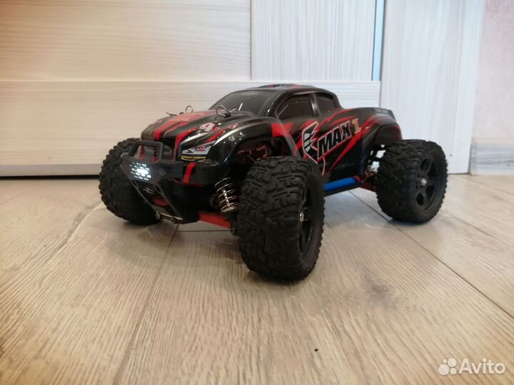 Радиоуправляемая машина Remo hobby