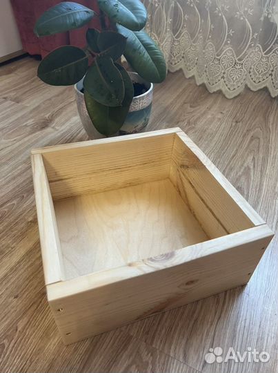 Ящик деревянный