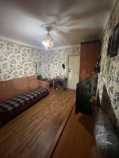 Комната 16 м² в 4-к., 5/5 эт.